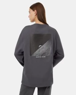 Tentree Earth Rise Longsleeve - Ungendered -Tentree Sales Store Black Crew Neck Graphic Longsleeve T Shirt Ungendered TCU5622 3093 2