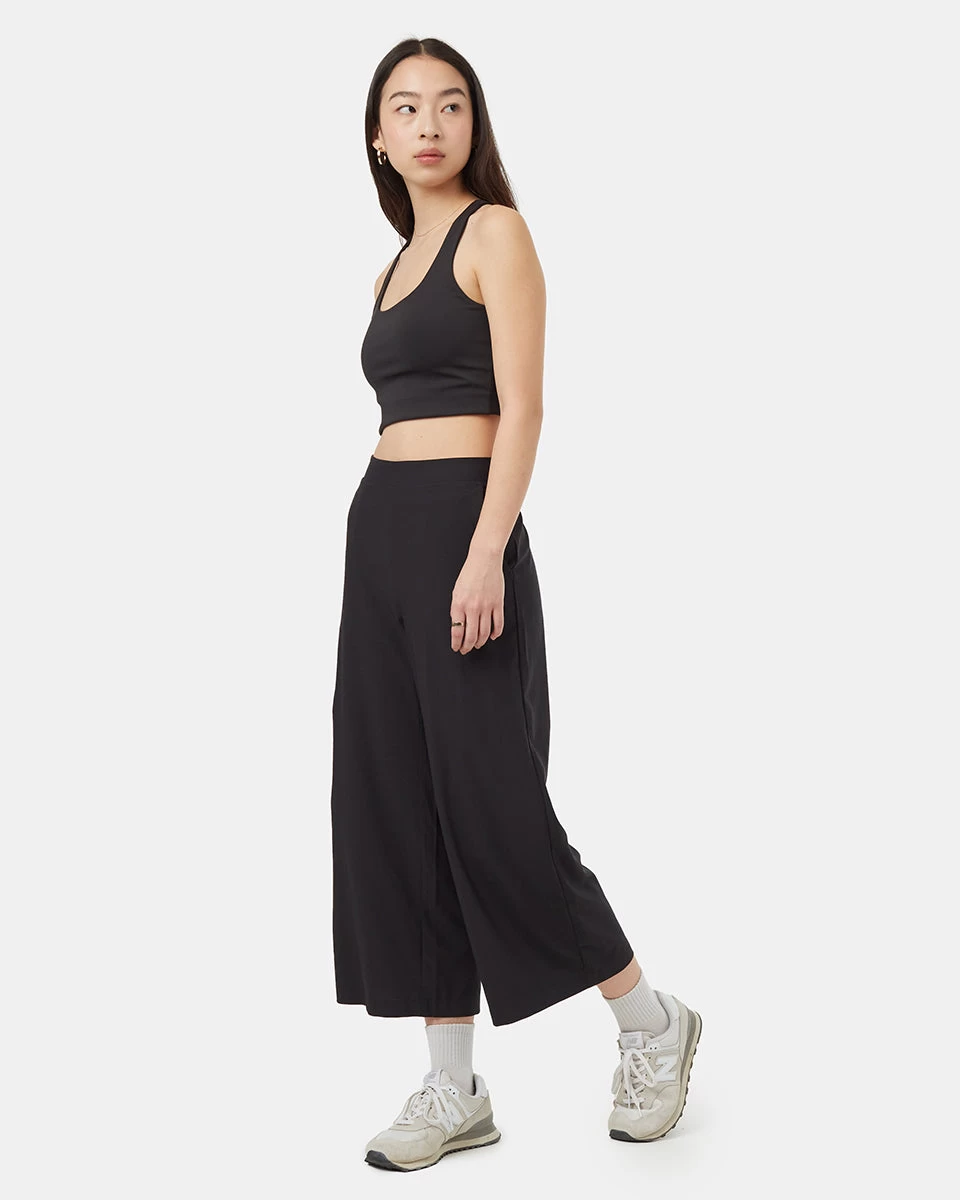 Tentree InMotion Cropped Wide Leg Pant 2 Tentree InMotion Cropped Wide Leg Pant - Image 2