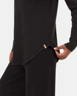 Tentree TreeWaffle Crew Longsleeve -Tentree Sales Store Black Women s Waffle Knit Longsleeve Top TCW2671 0164 4