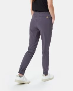 Tentree InMotion Pacific Jogger -Tentree Sales Store GrayWomen sRecycledRepreveJoggers TCW3124 1489 3