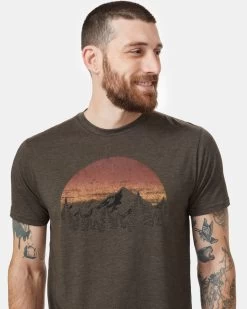 Tentree Vintage Sunset T-Shirt -Tentree Sales Store Green Sunset Graphic Tee TCM2096 2048 A 1 2