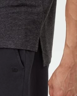 Tentree Hemp Step Hem T-Shirt -Tentree Sales Store black basic crewneck tee TCM2630 0451 4